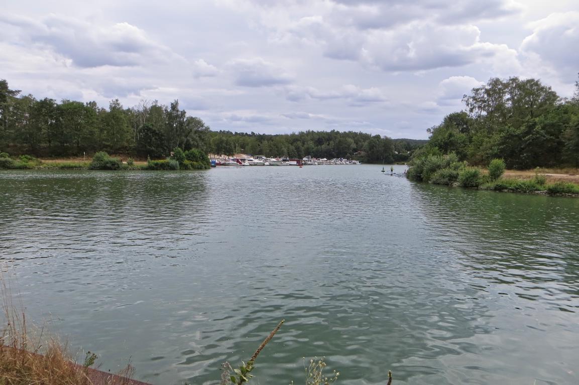 Einfahrt zur Marina Flaesheim Einfahrt zur Marina Flaesheim